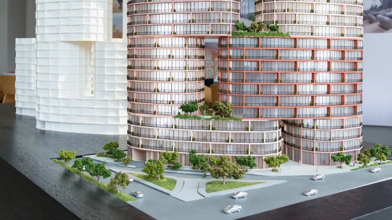 Diego Guayasamín - Maqueta THE HILLS | uSpot