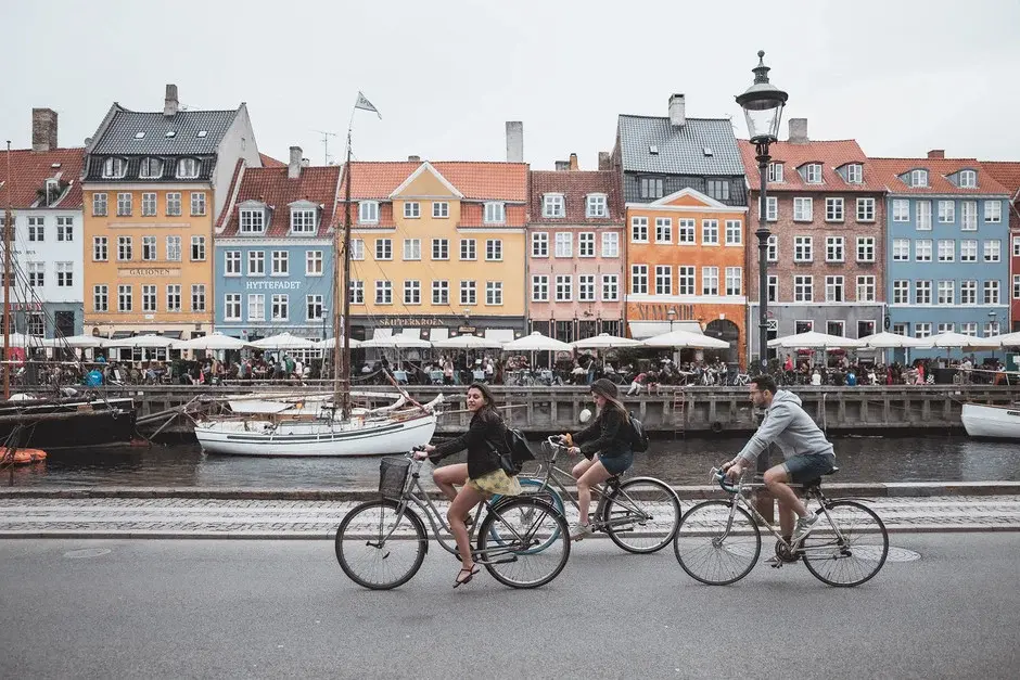 Copenhague | Uribe Schwarzkopf - uSpots