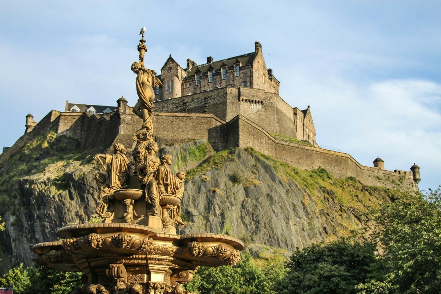Uribe Schwarzkopf - USpots - Castillo Edimburgo